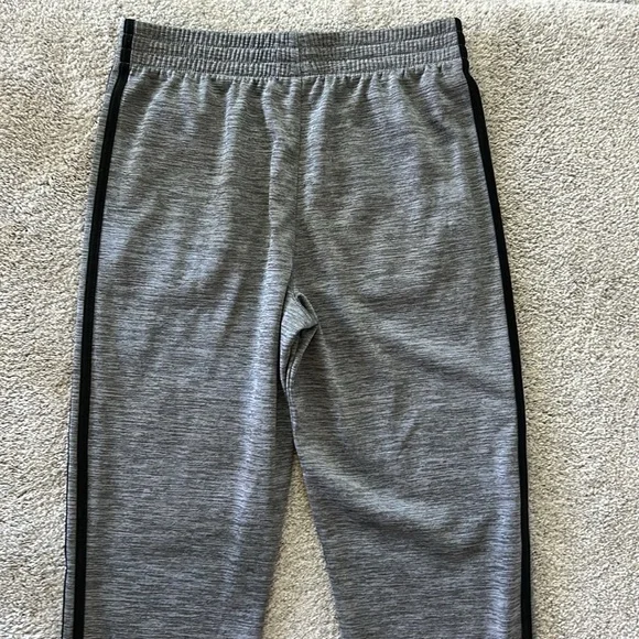 Adidas Boys Heather Gray Workout Pants with Black Accents - Picture 6 of 7